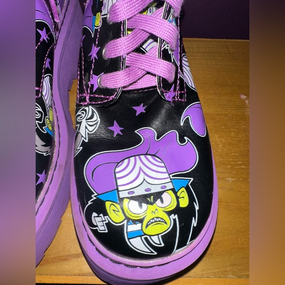 Dolls Kill Mojo Jojo Boots - Picture 4 of 9